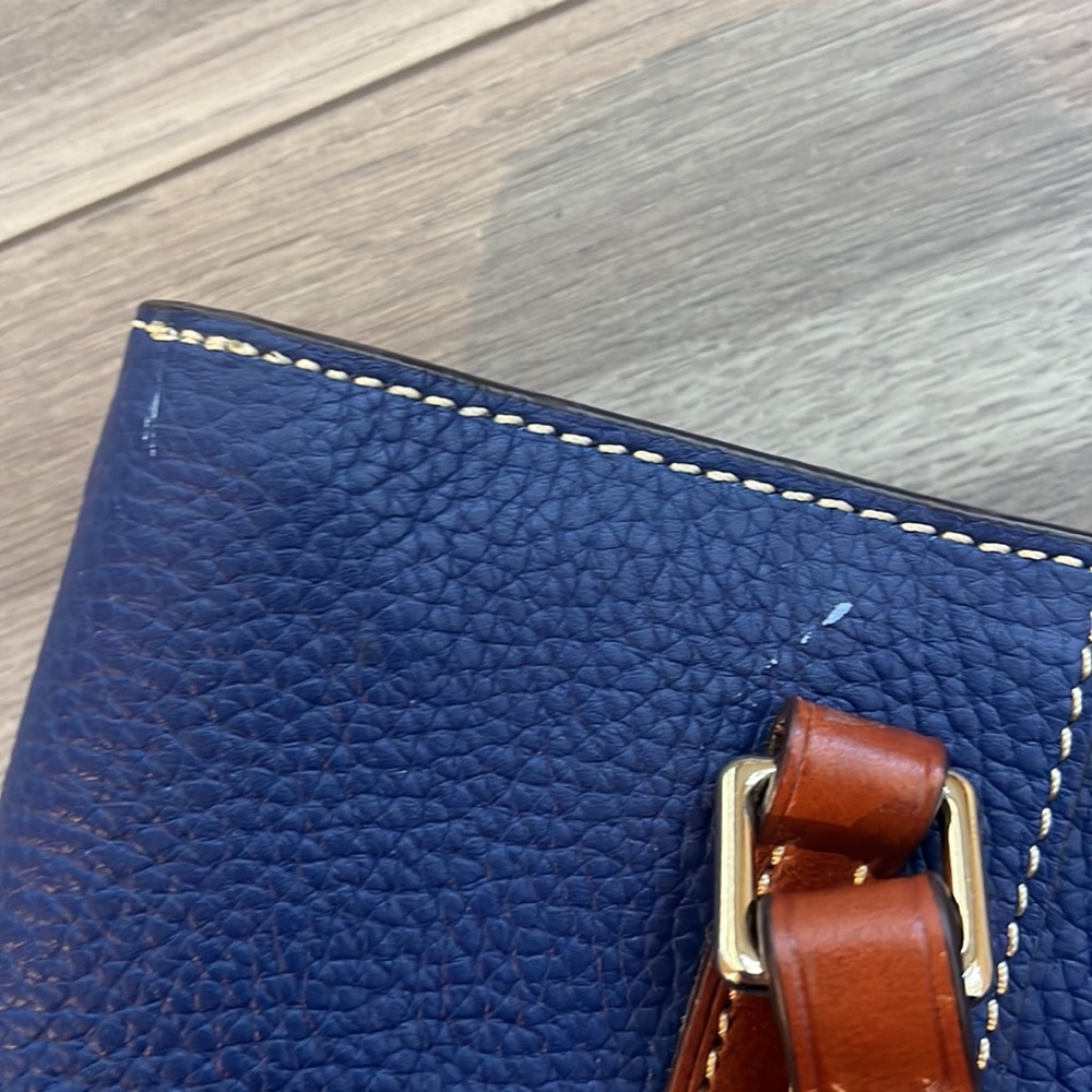 Dooney & Bourke tote - Picture 11 of 13
